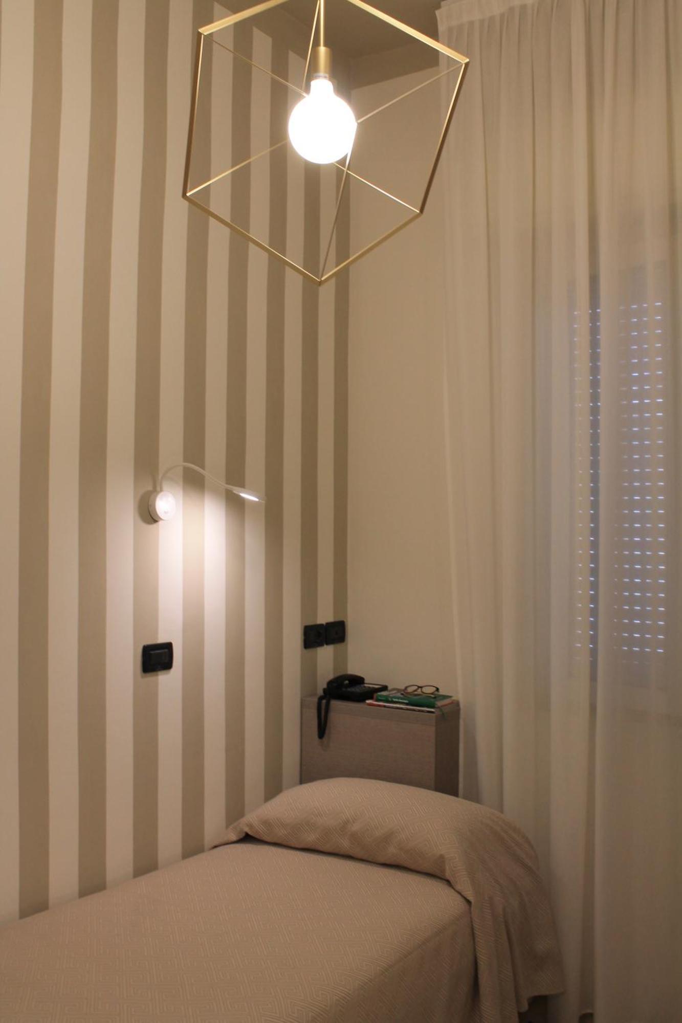 Hotel Piccinelli Римини Экстерьер фото